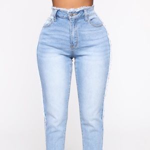 Let’s Stay Together Boyfriend Jeans